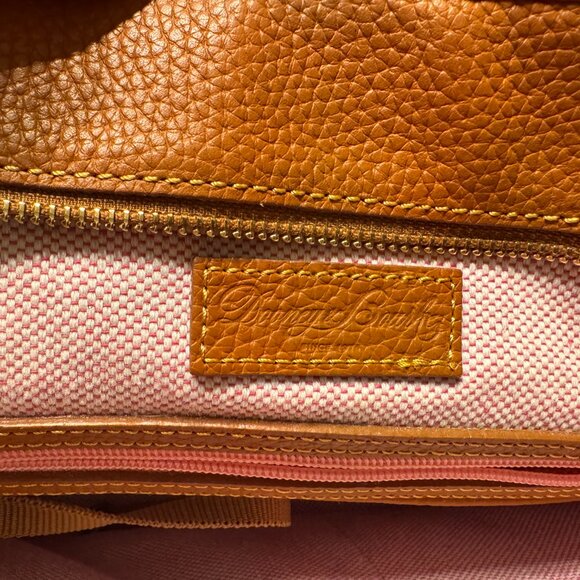 Dooney and Bourke Pebble Grain Charleston Shopper excellent condition - Picture 3 of 6